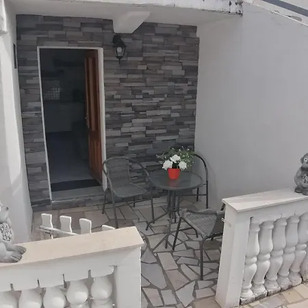 Apartment Lozann Povile