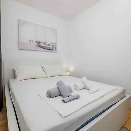Lozann Apartment