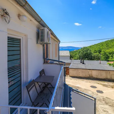 Apartment Lozann Povile